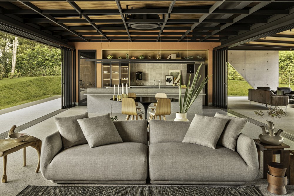 Brazil Galgo House by Tati Tavares Alex Dalcin Arquitetura open space