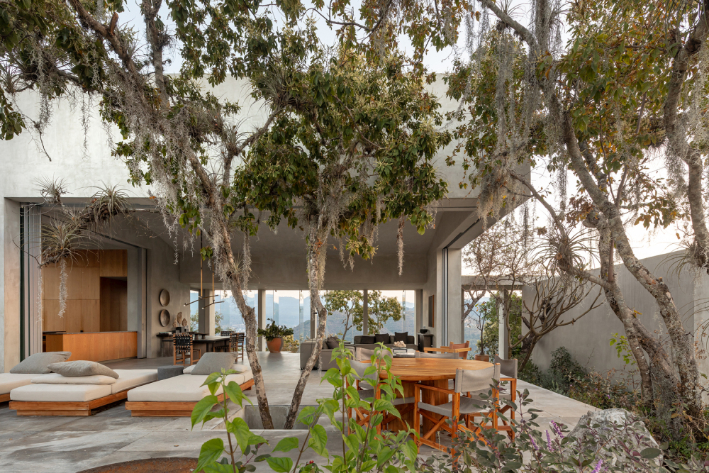Mexican Cliff House patio