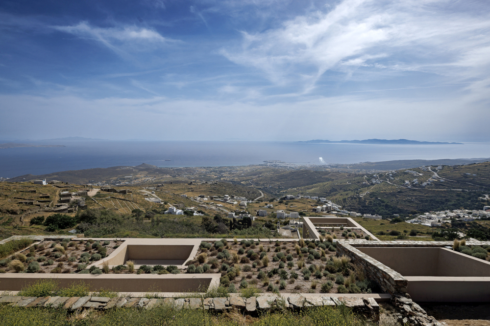 Slot House in Greece panoramic view ceiling roof green