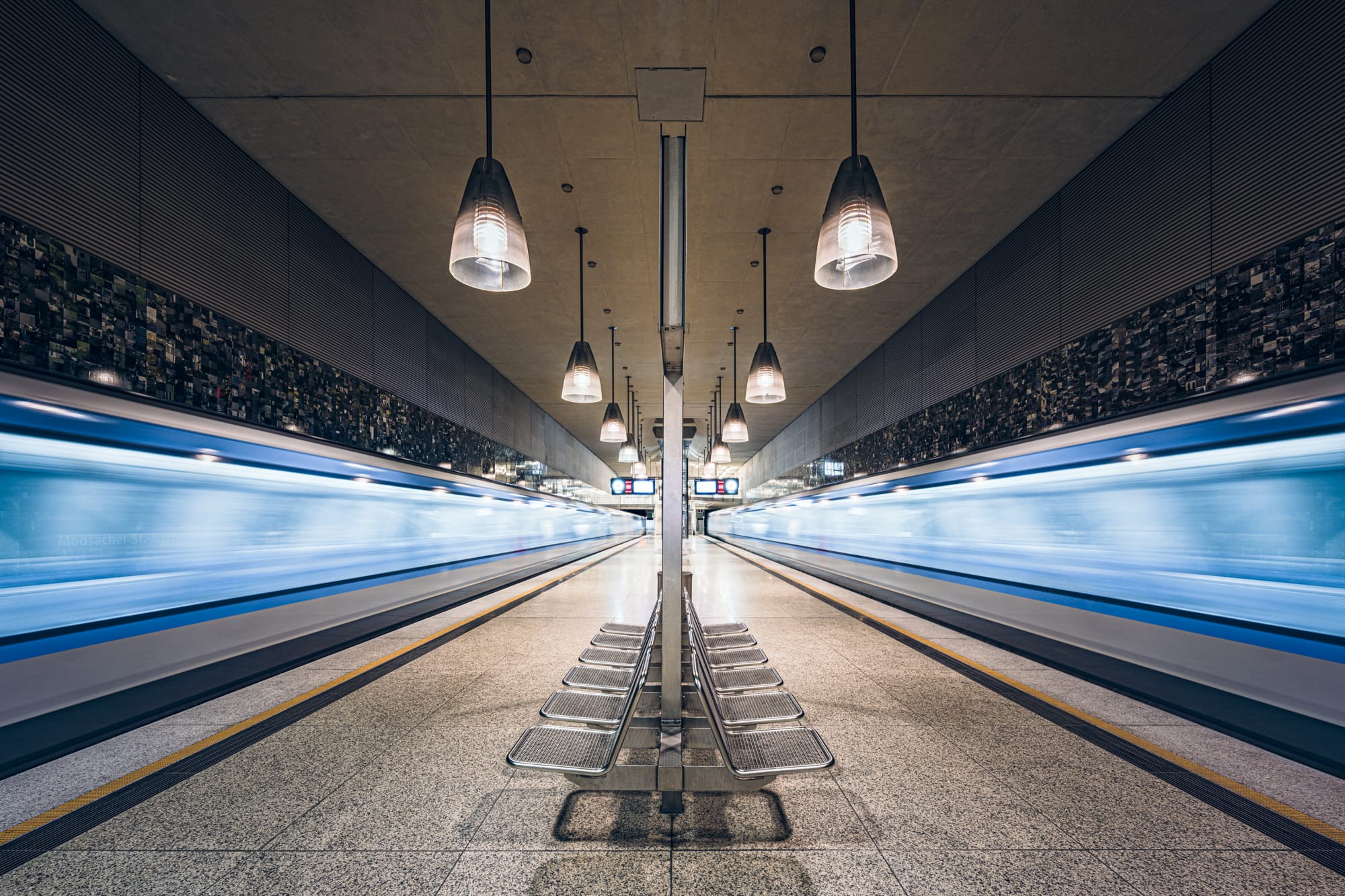 the interior of a Munich subway station