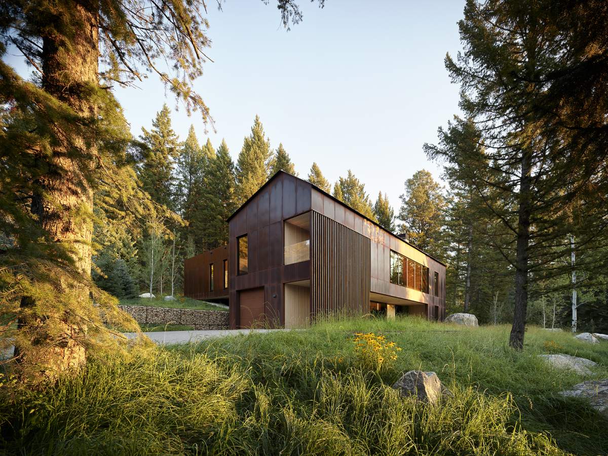 Caju weathered Corten steel house exteior