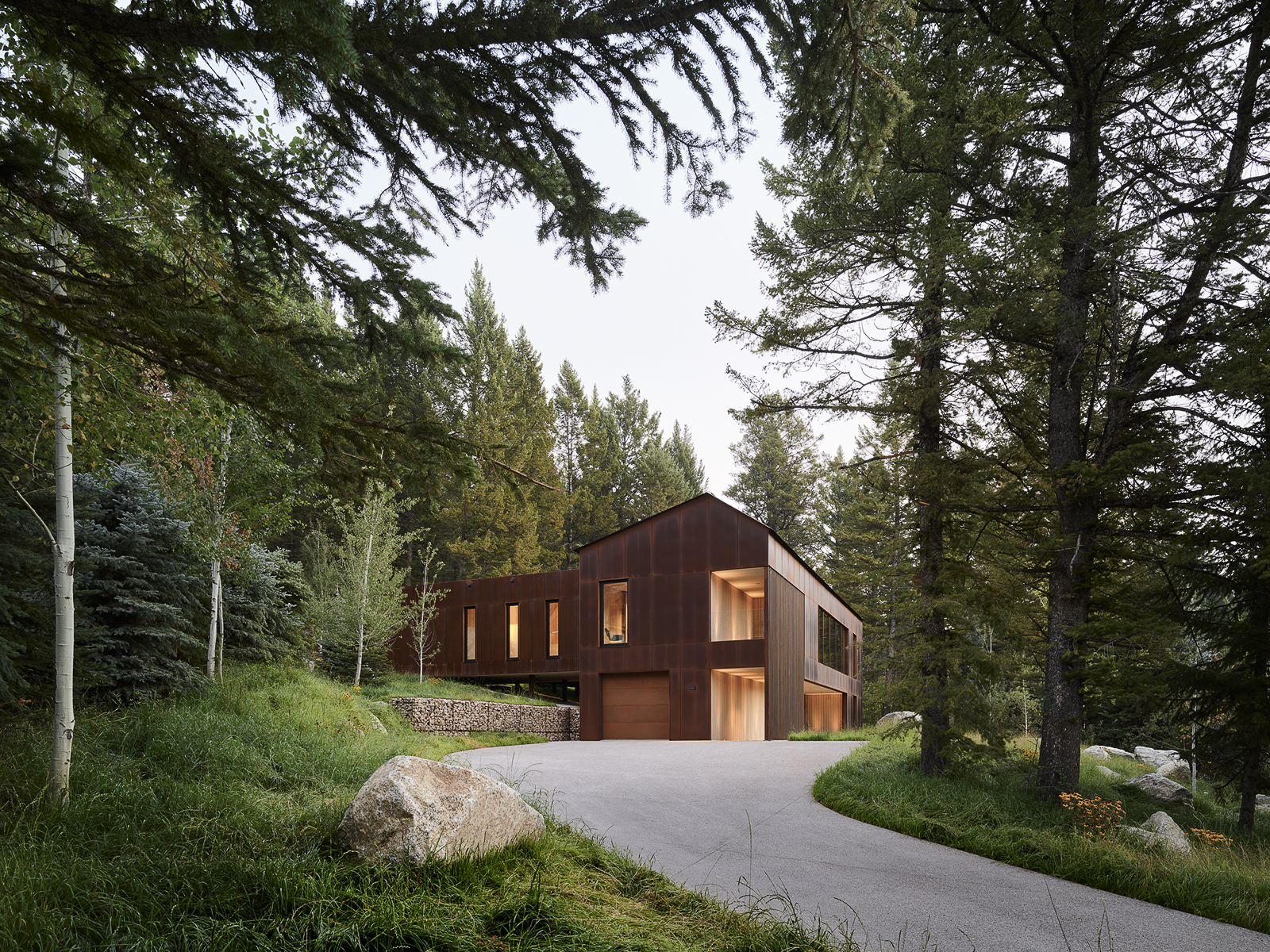 Caju weathered Corten steel house