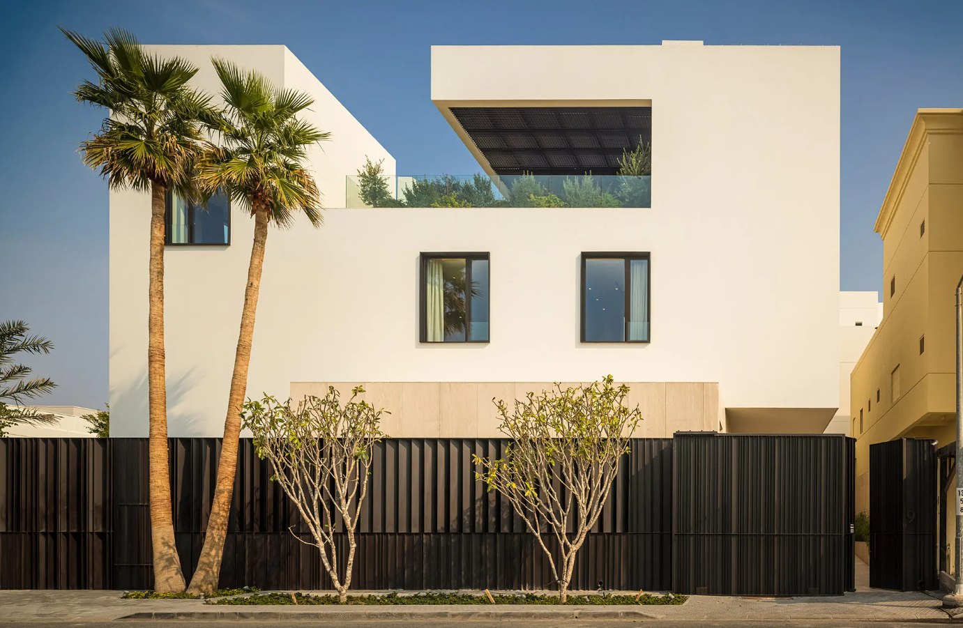 Cleft House by TAEP AAP Street view