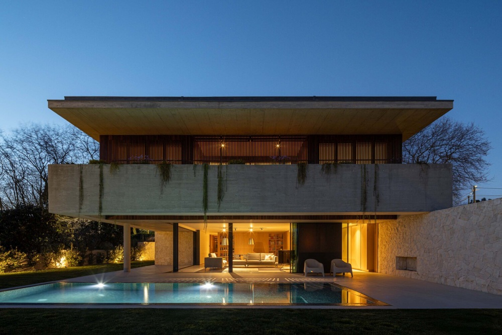 M House Concrete Structure House in Portugal Homedit sunset
