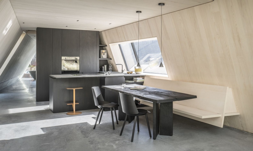 Modern VA House from Sebastian David Buscher kitchen