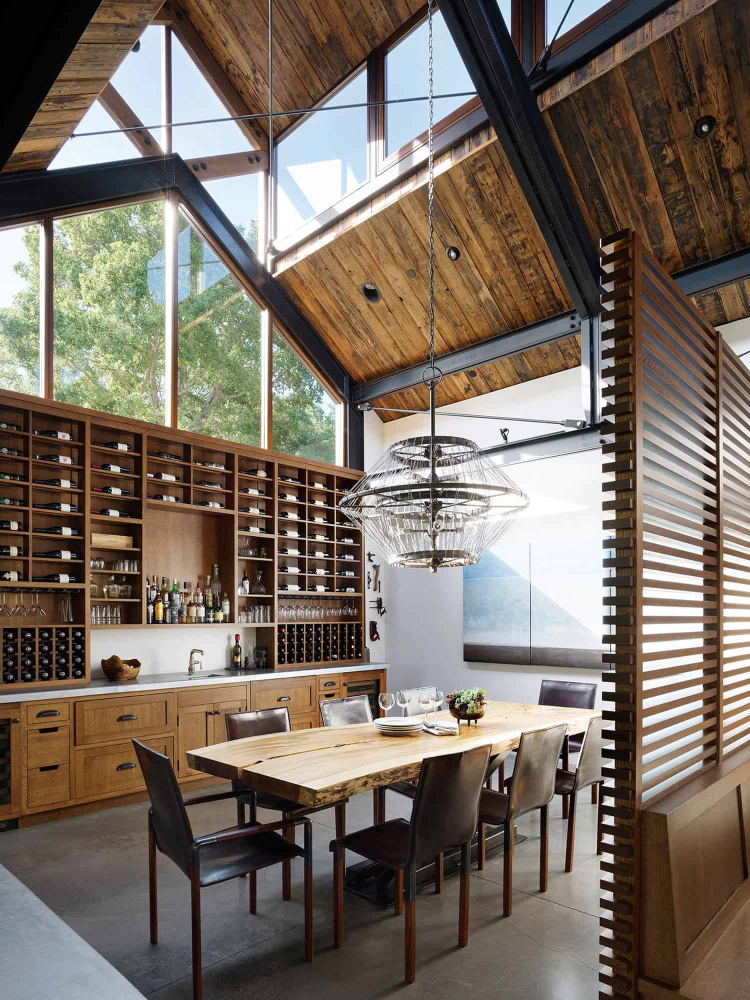 Oak Grove Ranch dining area