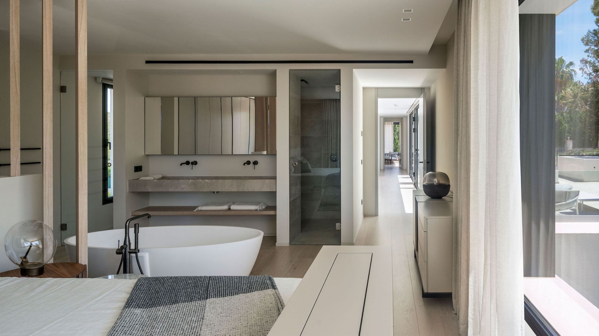 Santa Ponca Twelve Villa Modern Design bathtoom