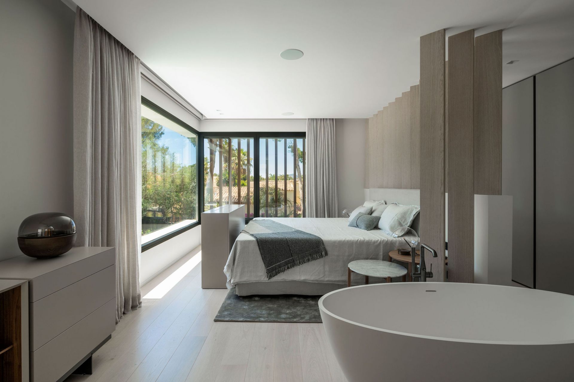 Santa Ponca Twelve Villa Modern Design bedroom bathroom view
