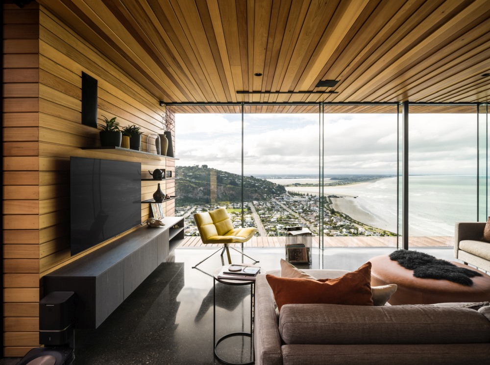 Scarborough Beton Brut House from Young Architects wall tv