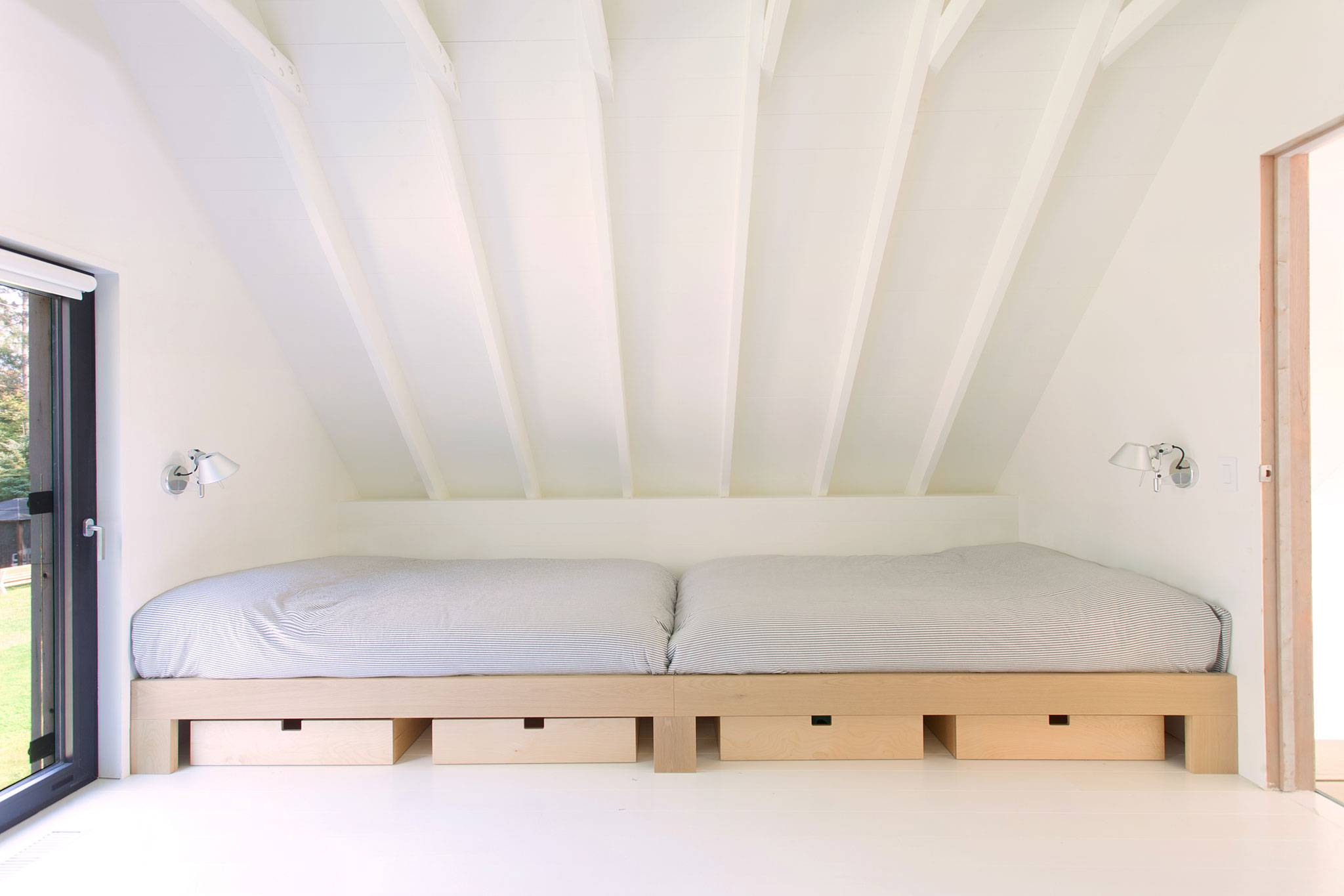 YH2 Architecture studio House bed area