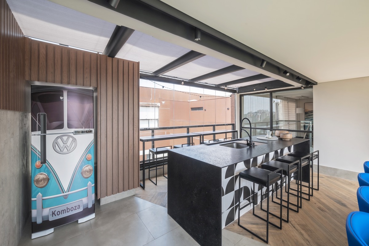 A 350 sqm Duplex Blends Comfort and Clean Design outdoor bar kitchen