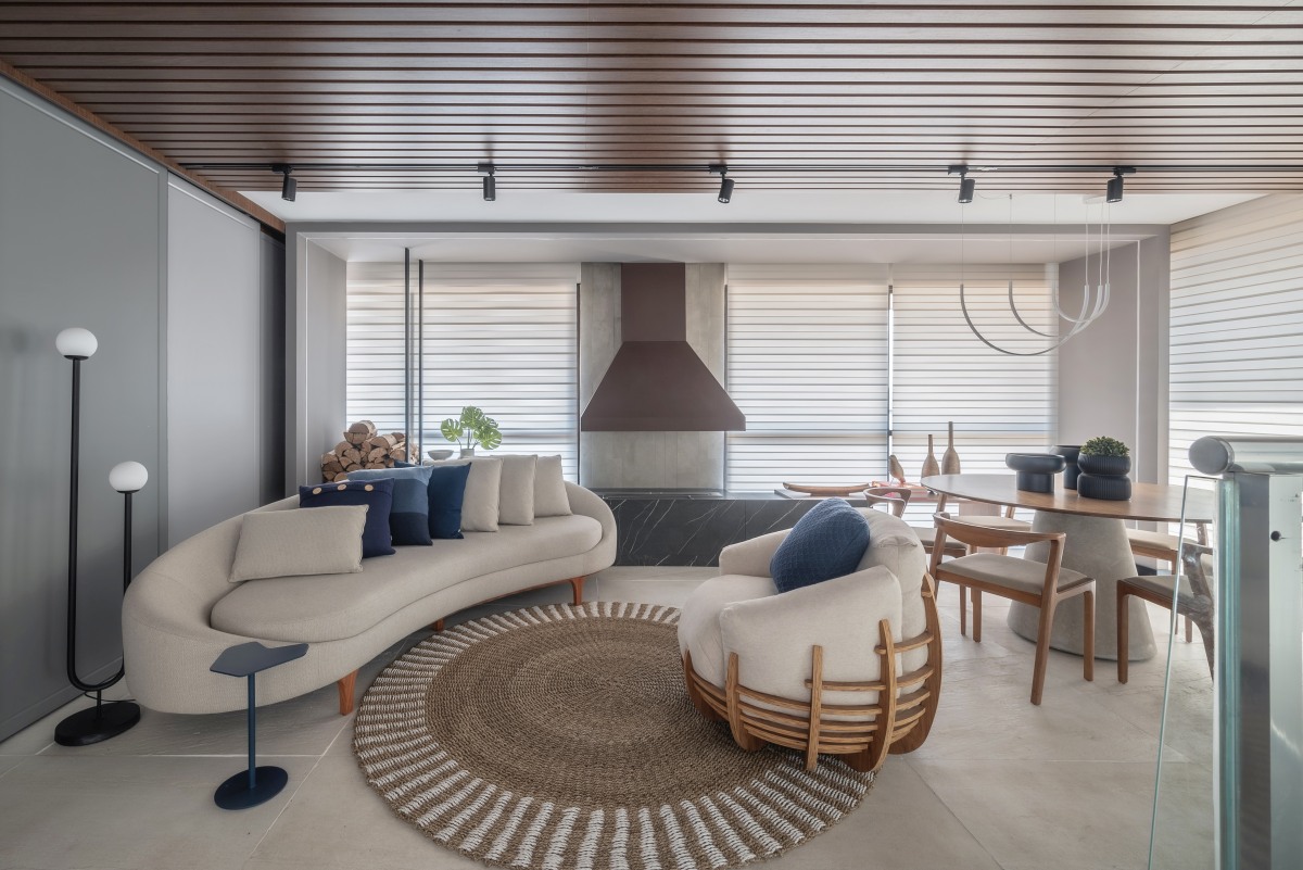 A 350 sqm Duplex Blends Comfort and Clean Design seating