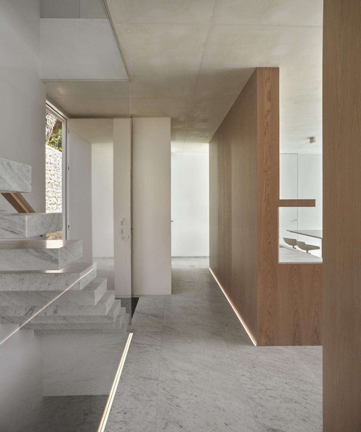 Alicante Spain House by Ramon Esteve Estudio hallway