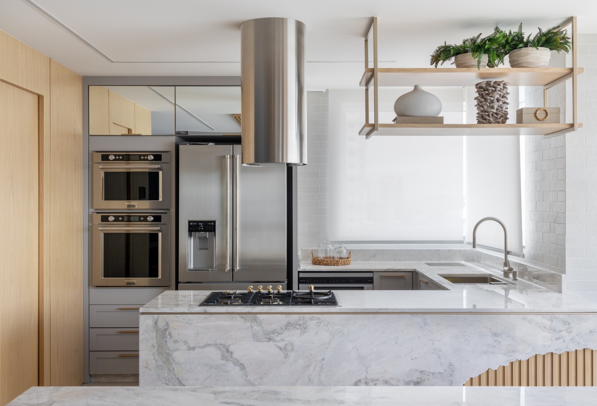 Apartment in Santa Catarina Brazil Paulo Spessatto luxury kitchen