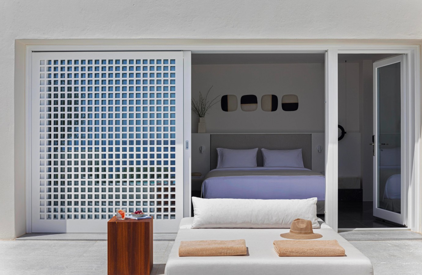 Canaves Hotel Oia – Kapsimalis Architects front room