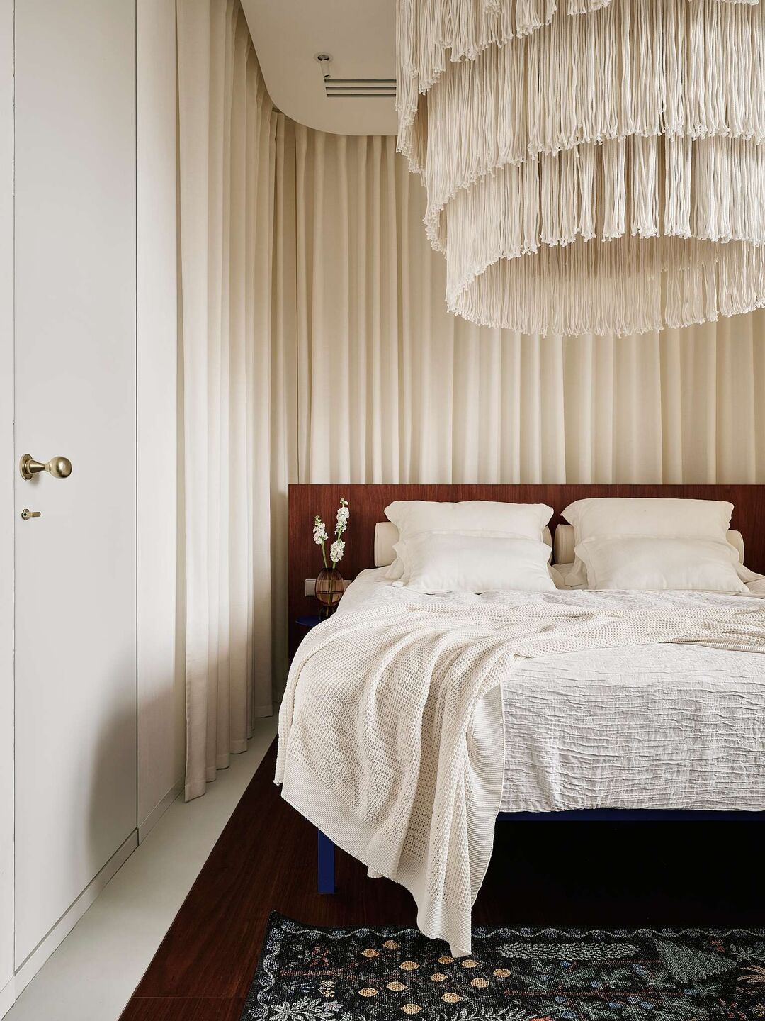 DA bureau Family apartment decor bedroom