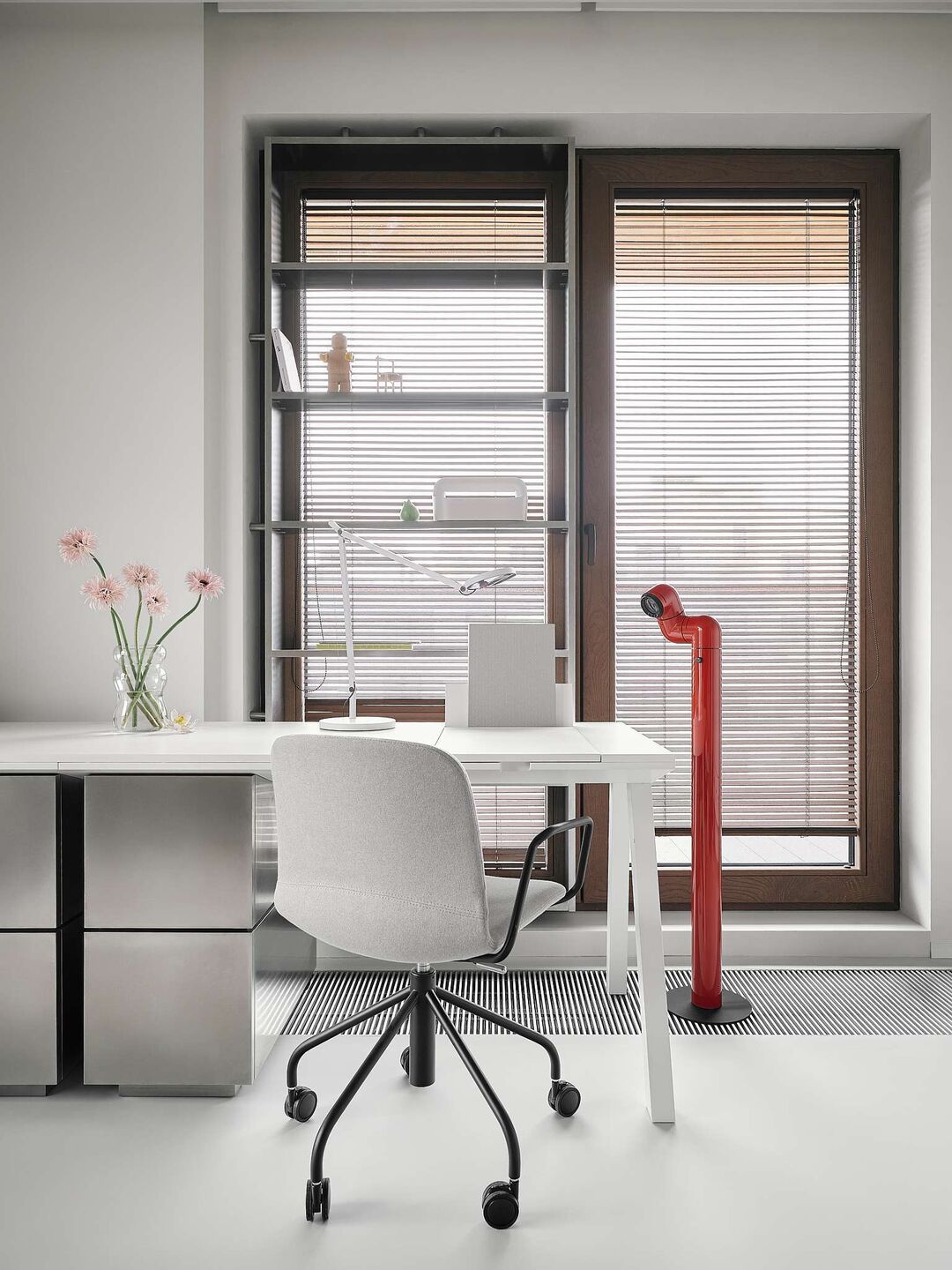 DA bureau Family apartment decor office