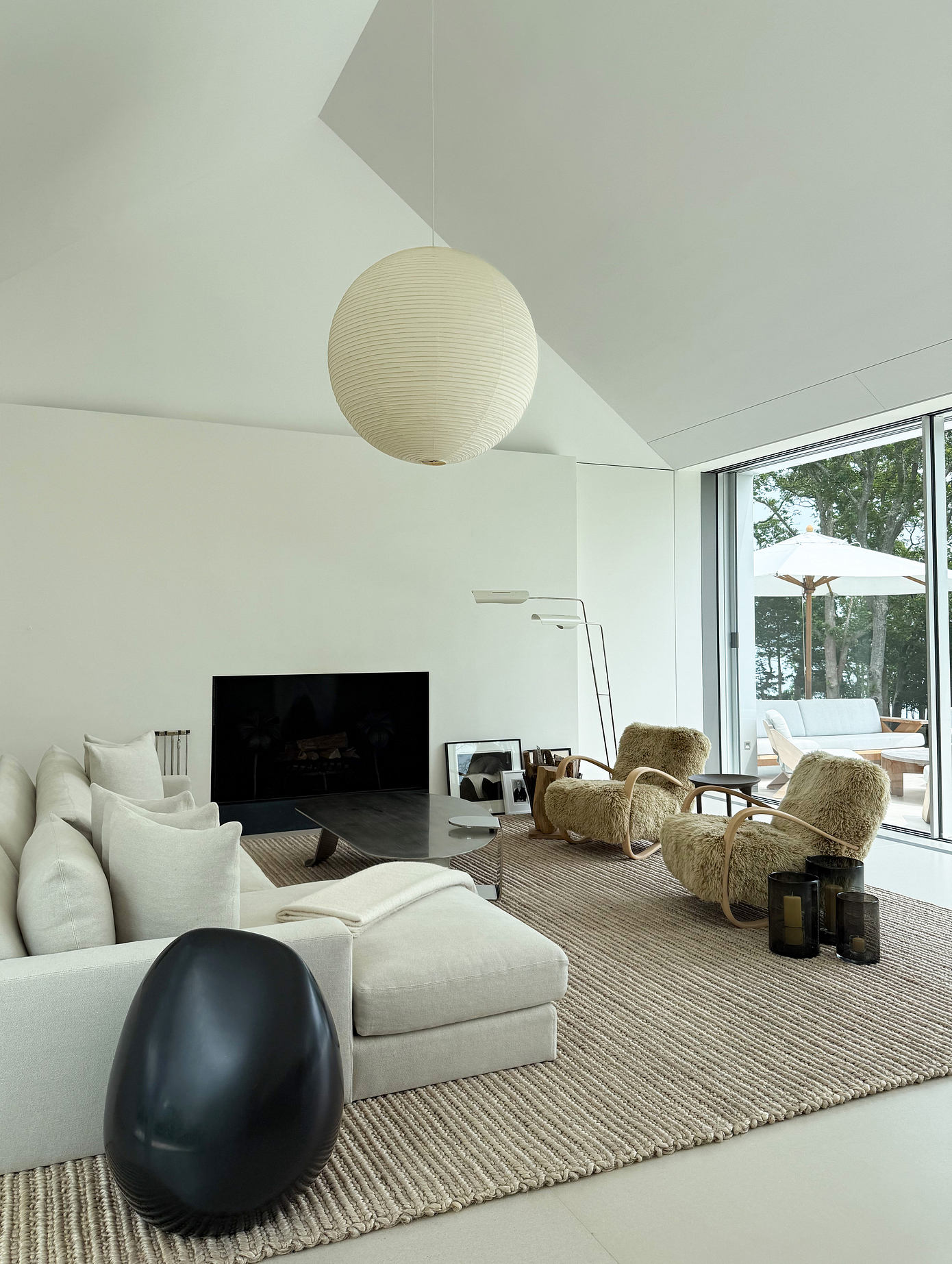 NY 1100 Architect House living area chairs