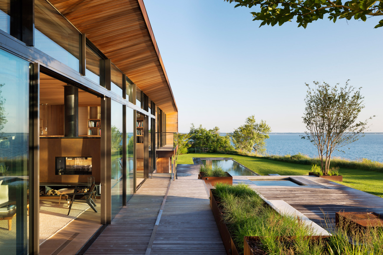 Peconic House Mapos Architecture deck view