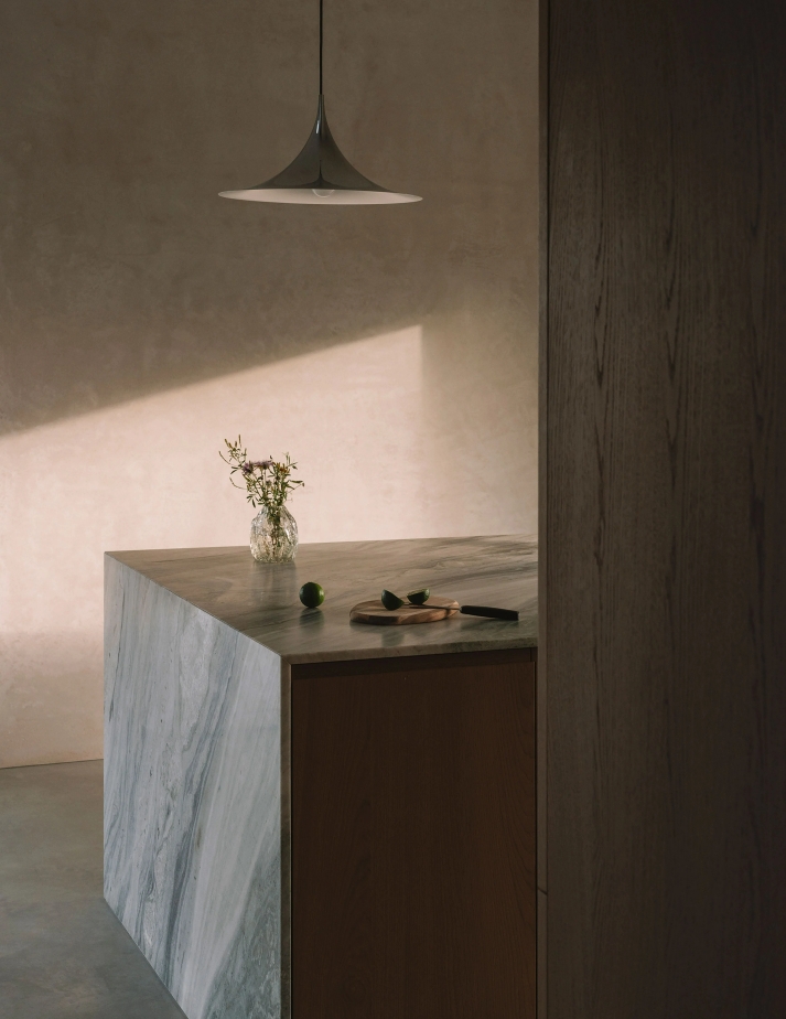 Portugal Casa Plaj extrastudio marble kitchen counter