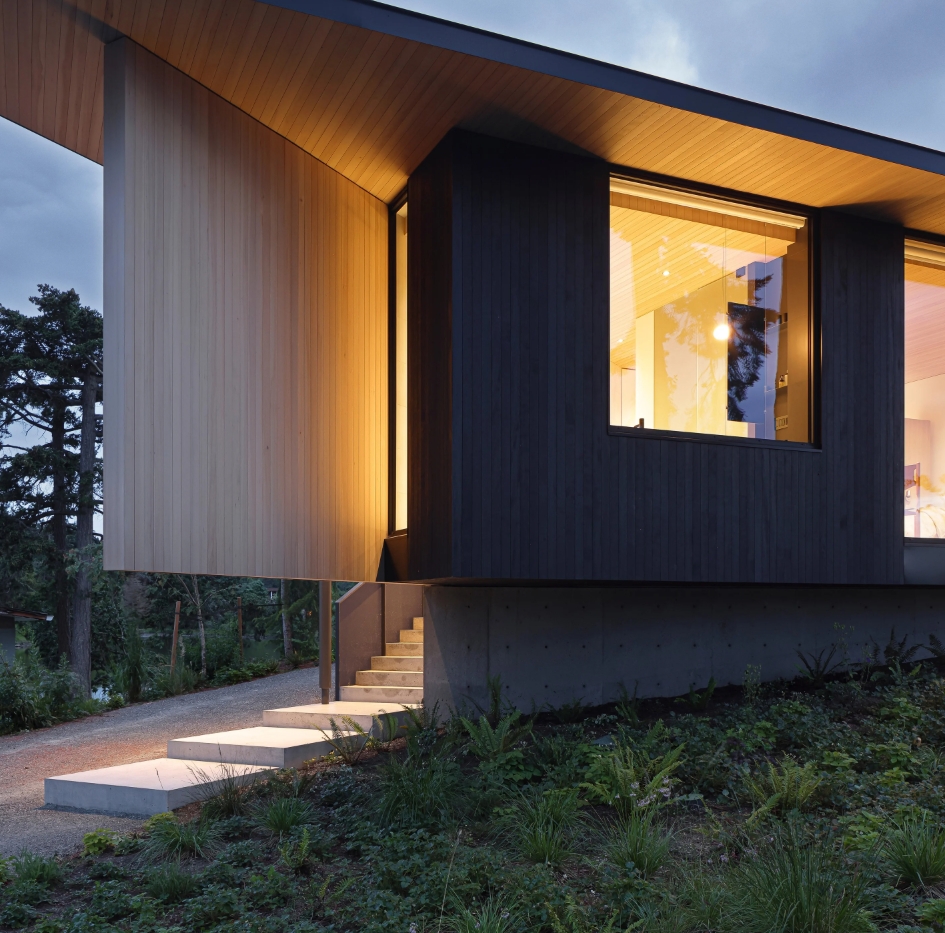 Victoria Shoreline House from Splyce Design Triangle Stairs