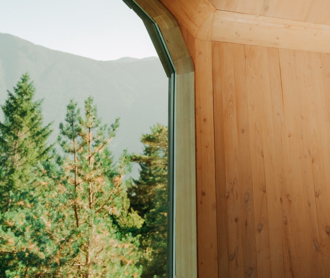 Woodennest Treehouse Window