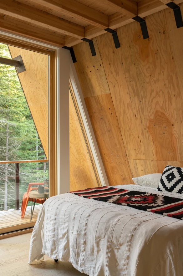 A frame House Stephenson Design Collective bedroom