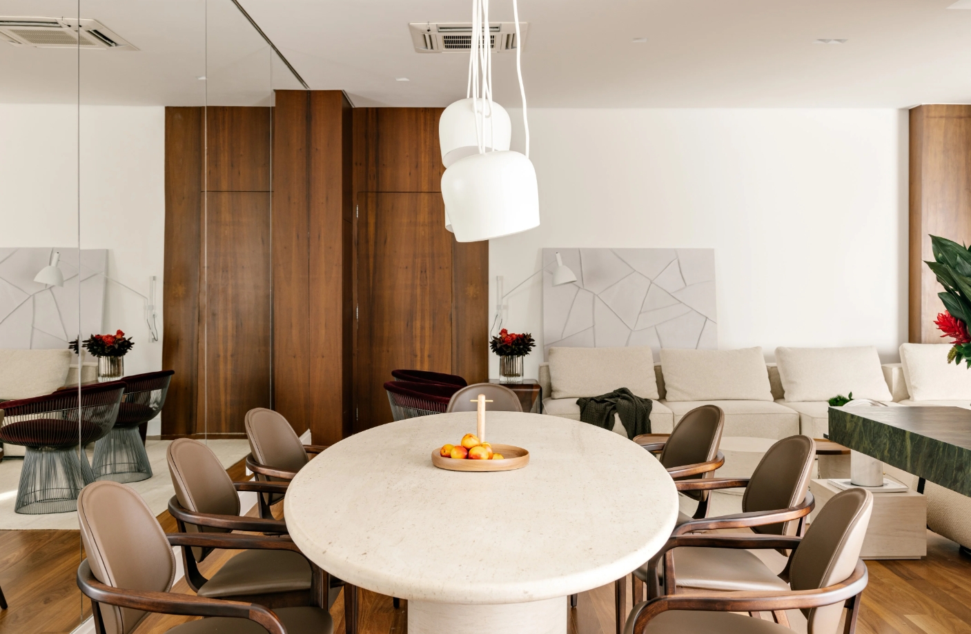 Apartment decor with spiral staircase dining