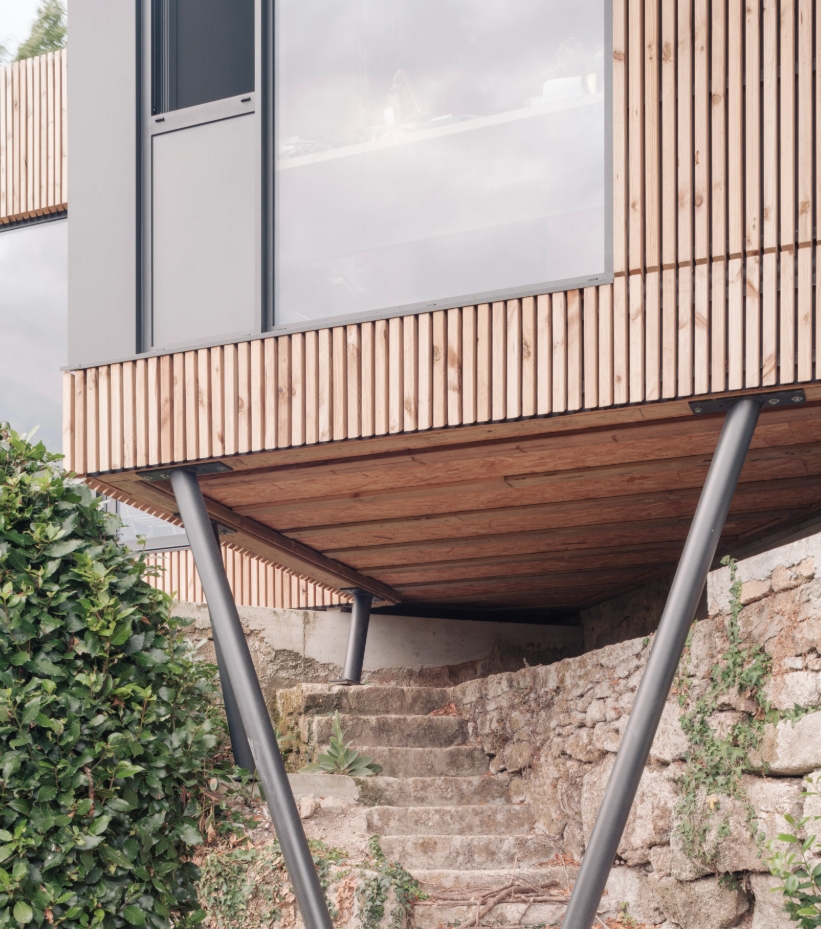 Chapelle MI Mortagne sur Sevre France Metallic Pillars