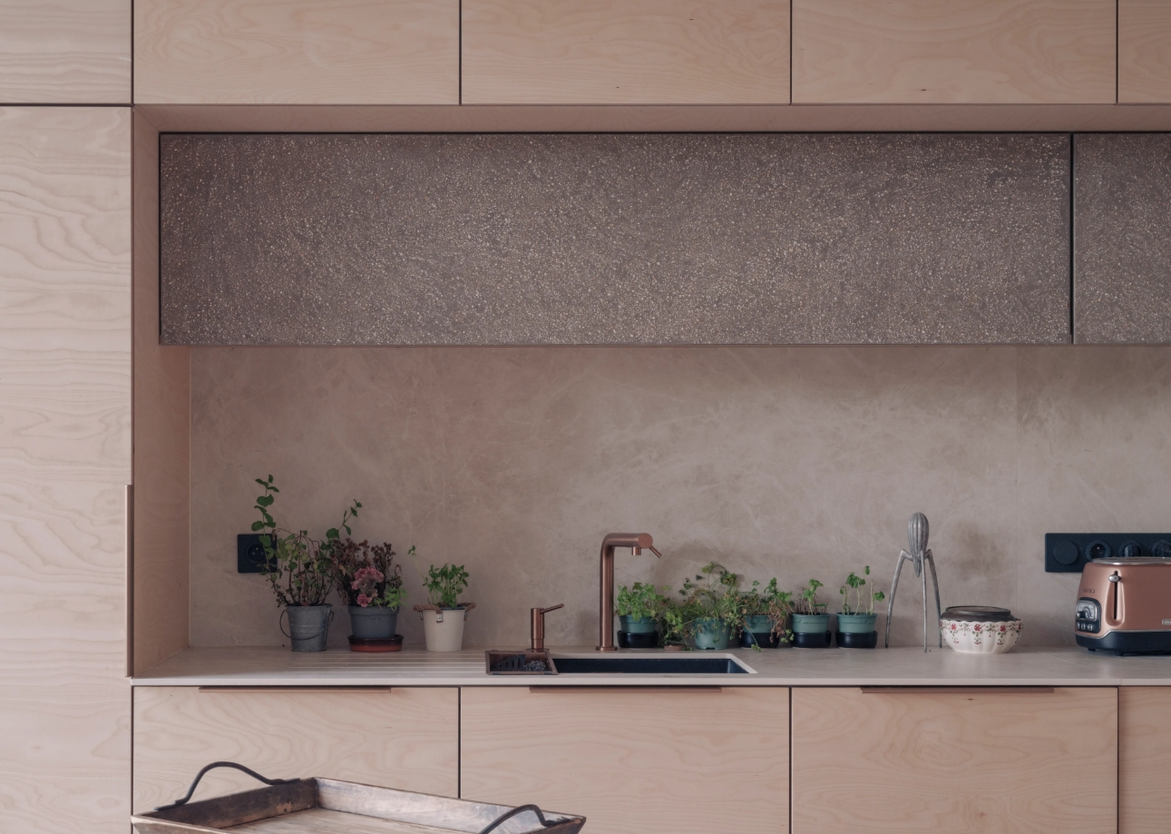 Chapelle MI Mortagne sur Sevre France brass faucet