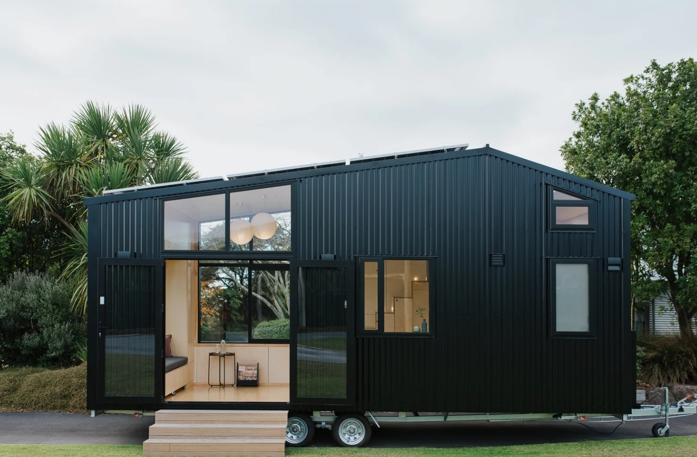 FL Tiny House Design Black Outdoor Cladding