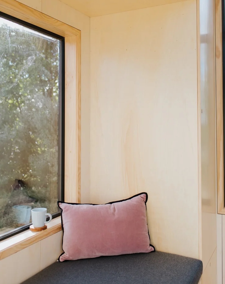 FL Tiny House Design Black Outdoor window view