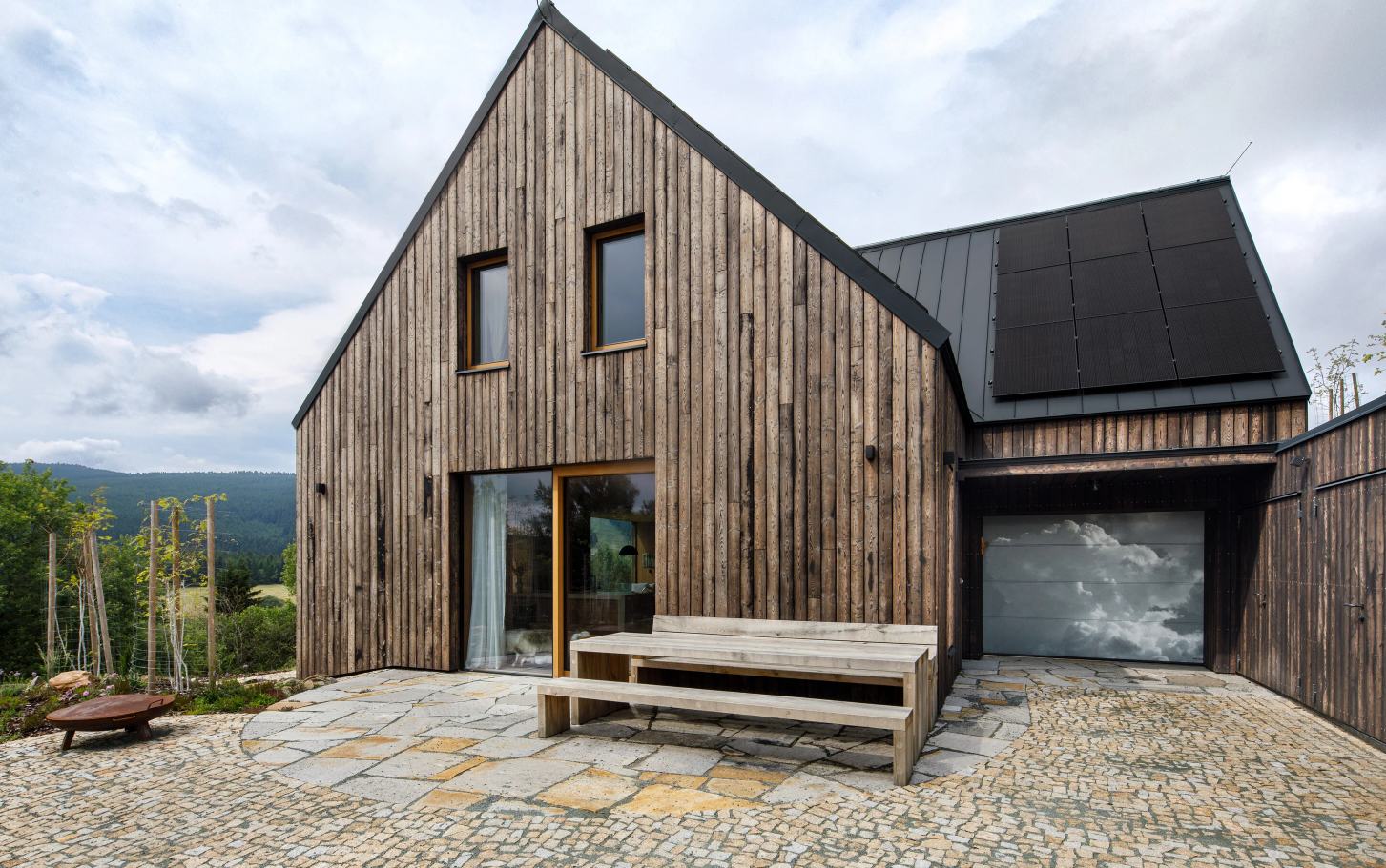 Horni Mala Upa Mountain Chalet OK PLAN ARCHITECTS in Czech Rep garage