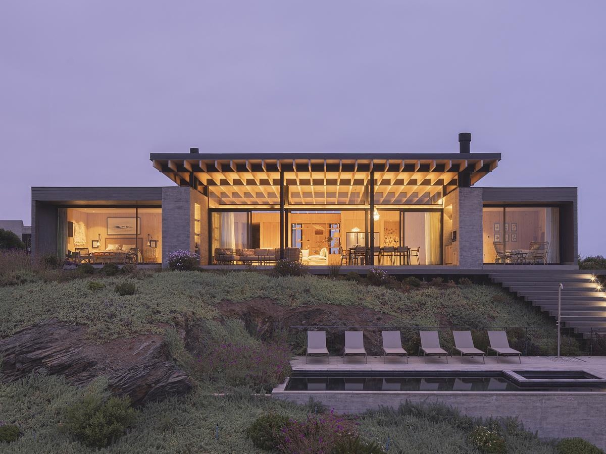 House in Chile by Benjamin Goni