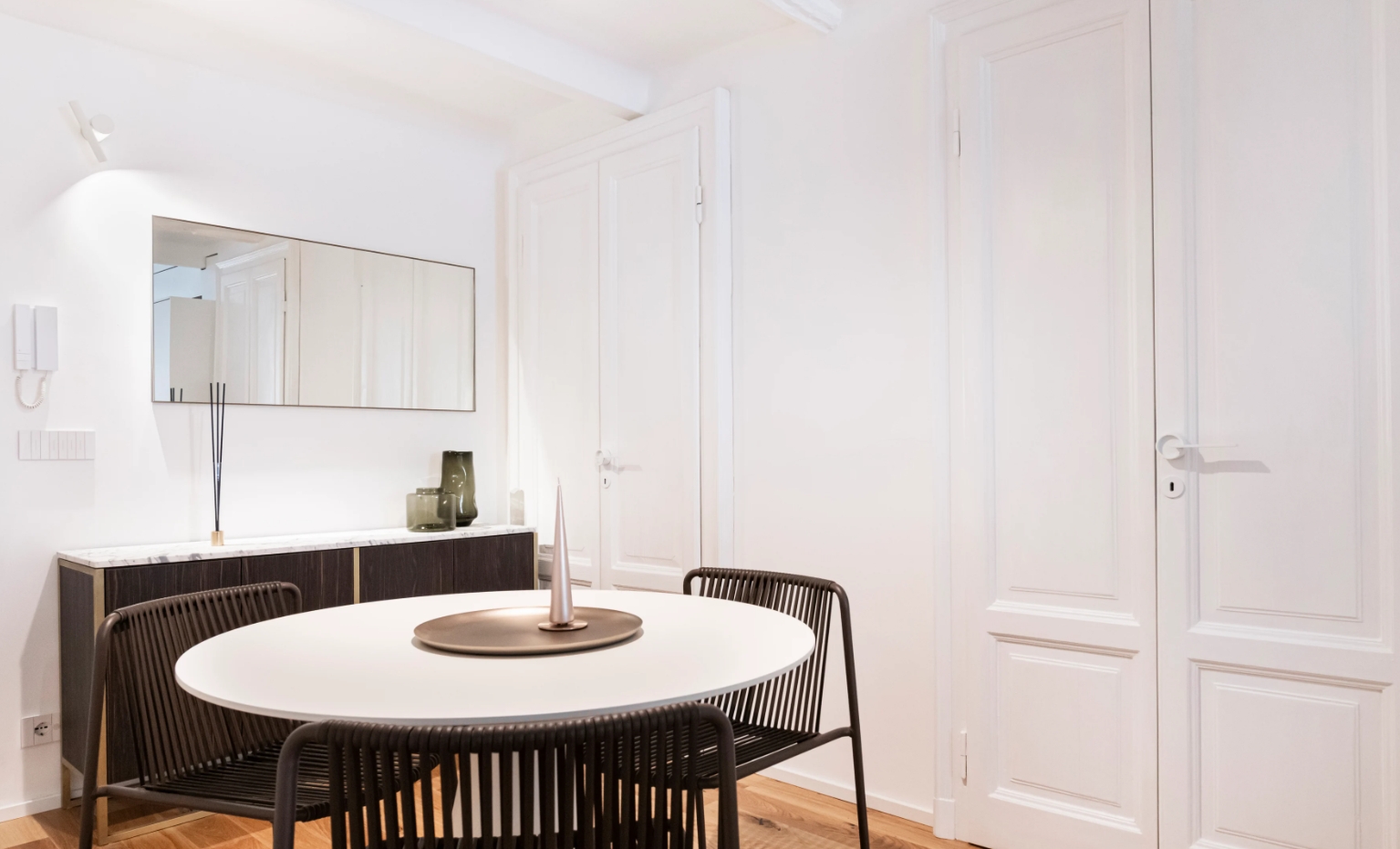 Kohutka Cottage SENAA architekti table