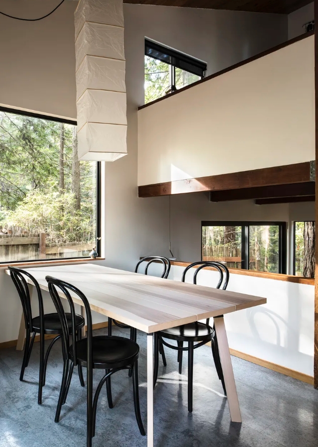 Midcentury Cabin in Sea Ranch California table