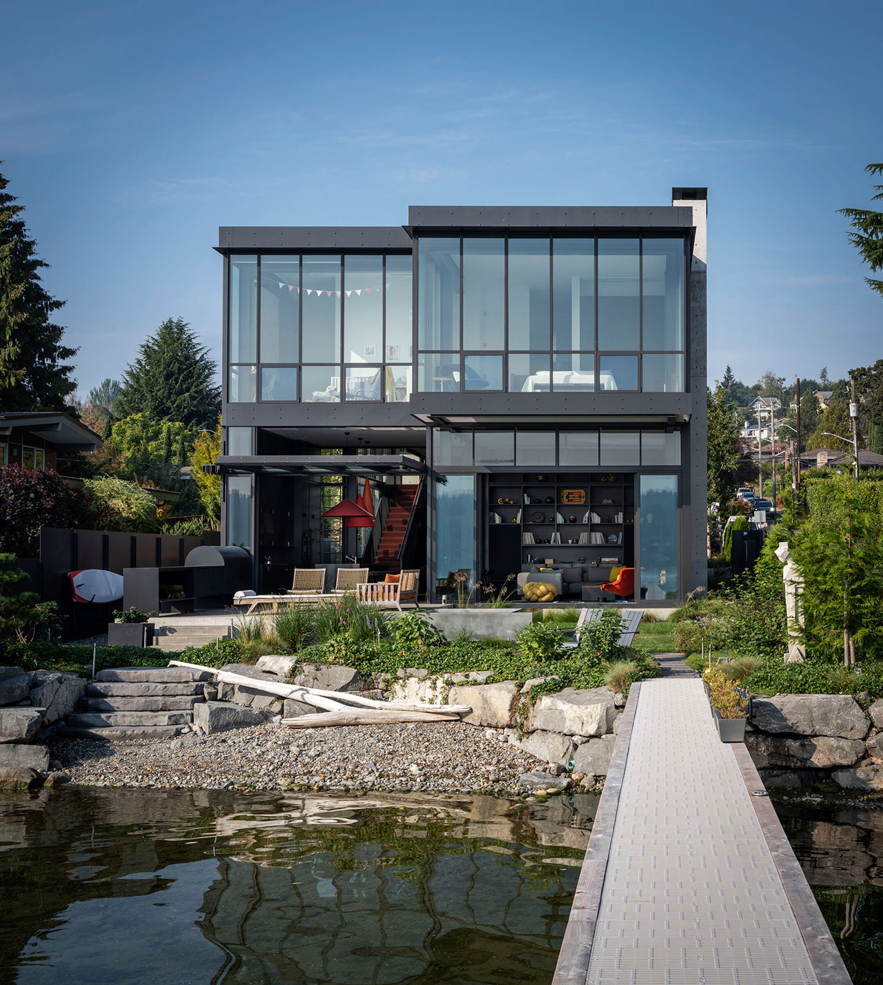 Retreat Design Lake Washington Pattern House by Olson Kundig open