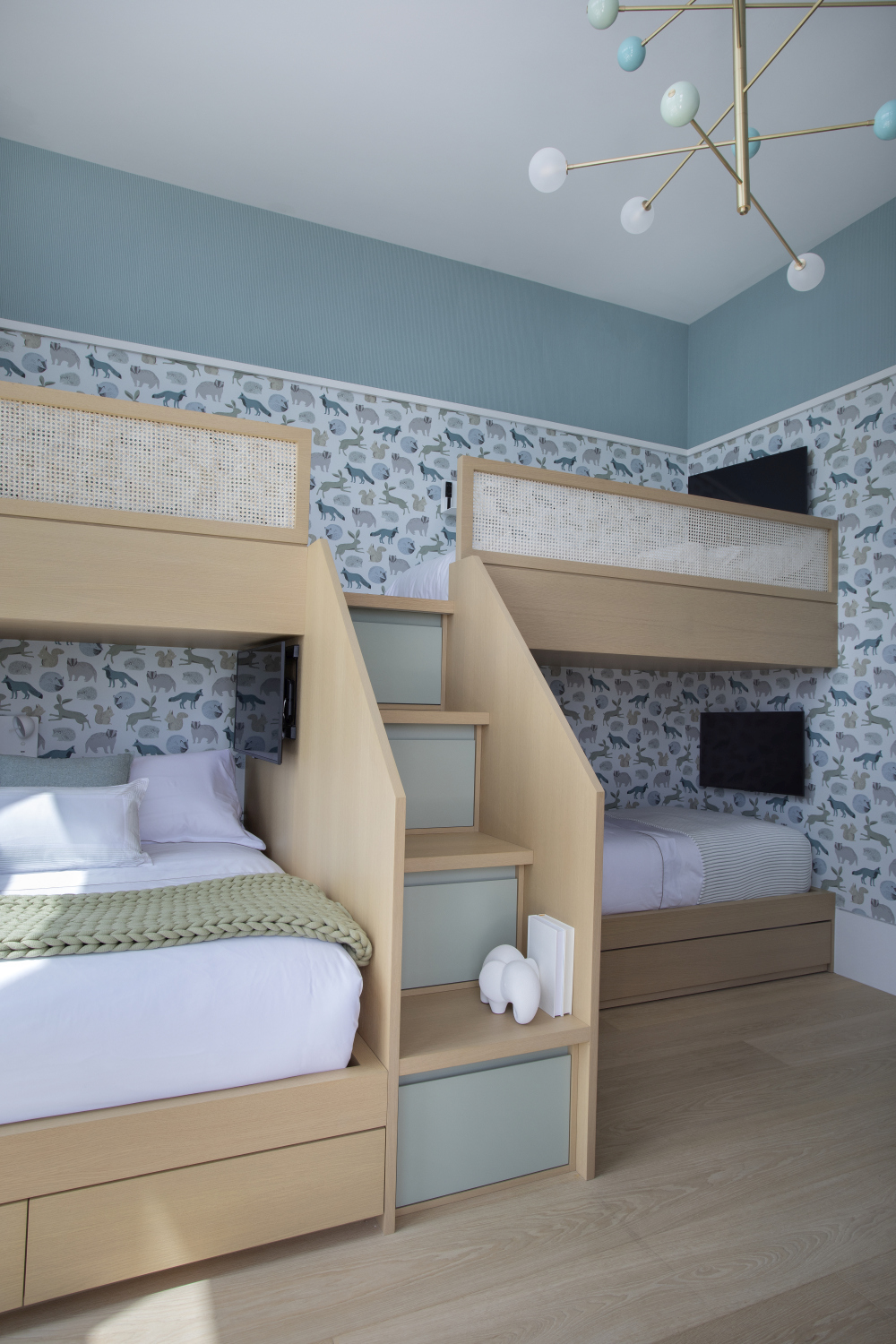 Ritz Carlton Residence Photos Denilson Machado bunk beds