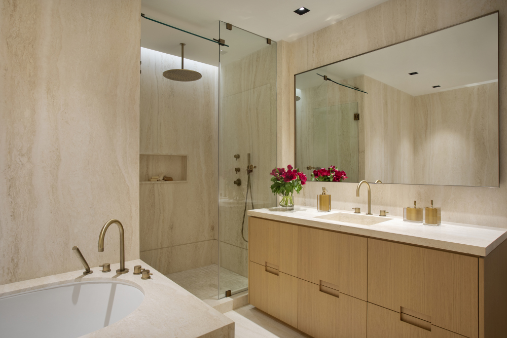 Ritz Carlton Residence Photos Denilson Machado travetine bathroom