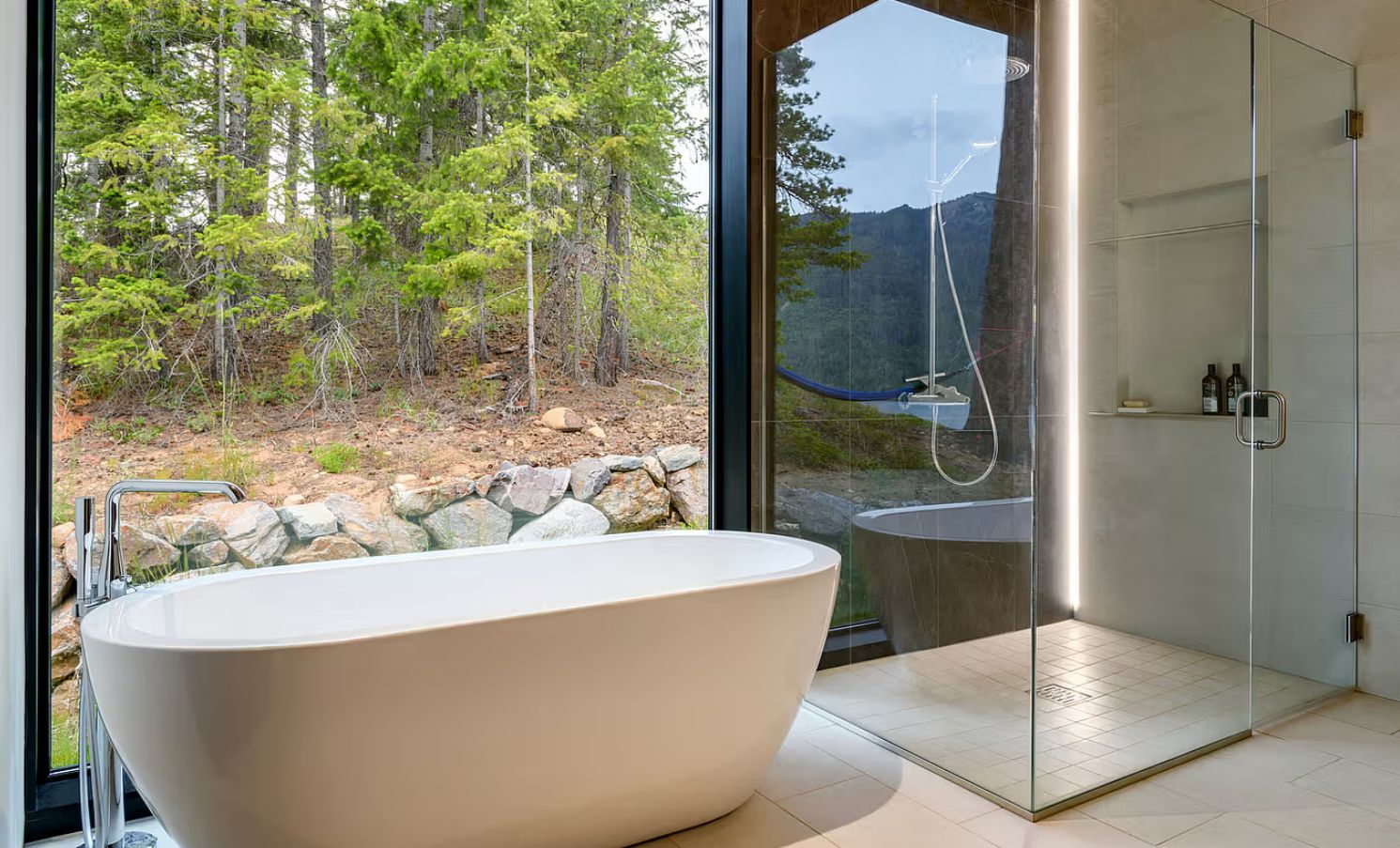 Roslyn WA United States Cabin bathromm