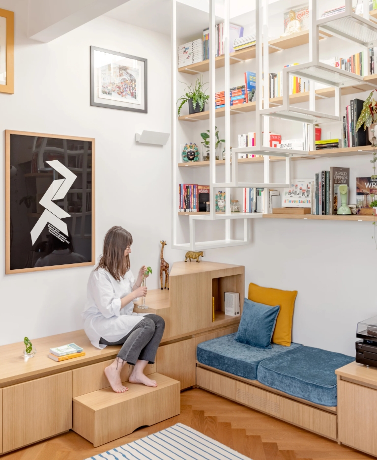 Small Casa Orlando from STUDIO D staircase space