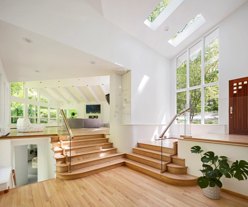 Sodon Lake House from Disbrown Iannuzzi entrance level