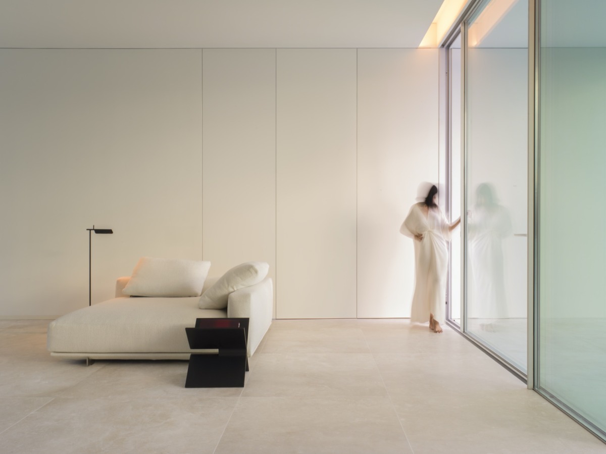 Villa 18 Madrid Fran Silvestre Arquitectos minimalist