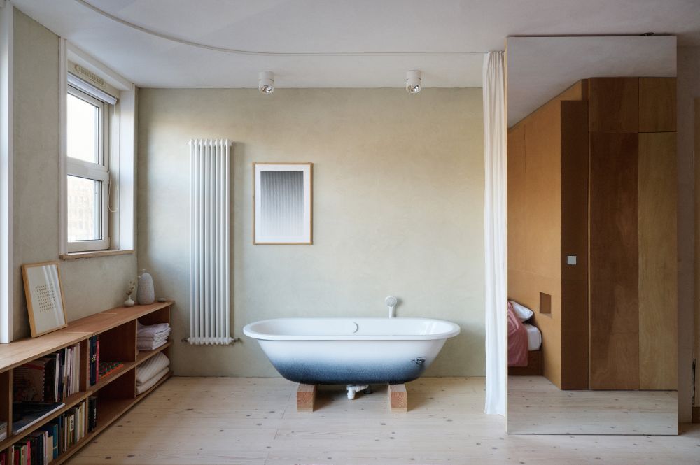 Duplex in rotterdam bathtub ombre paint
