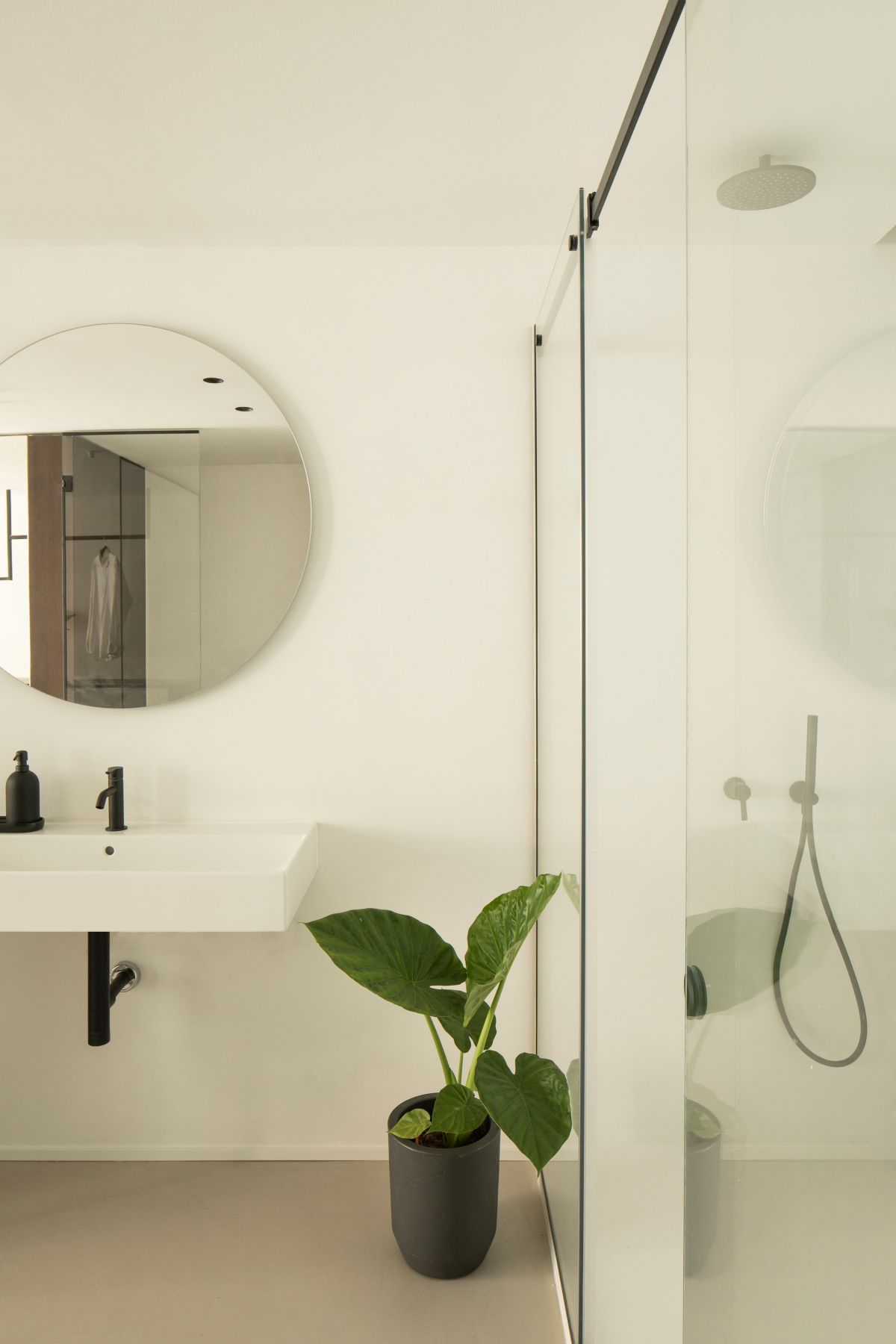 Eligius Interior design by La Leta Architettura bathroom