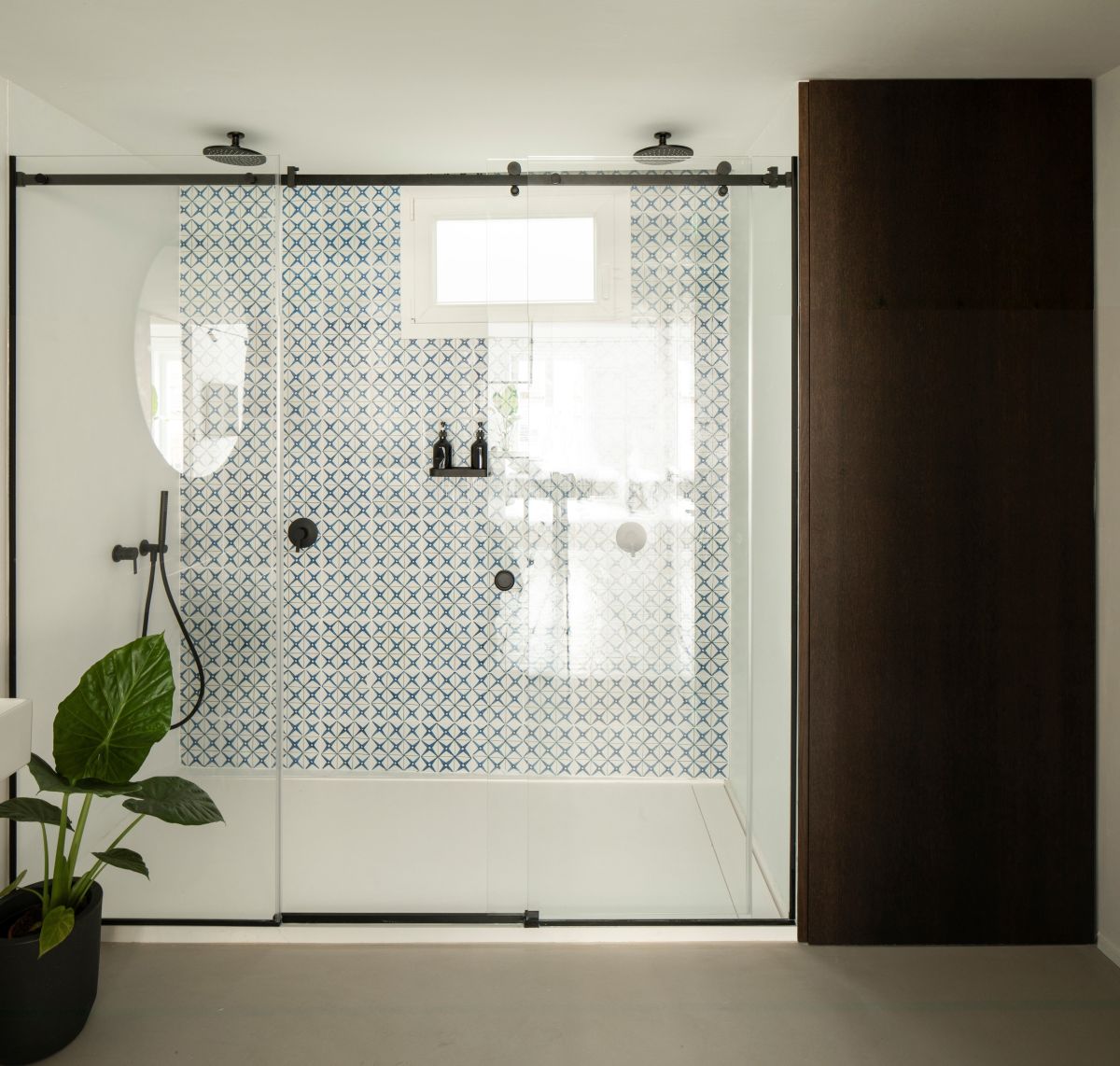 Eligius Interior design by La Leta Architettura shower tile pattern sliding doors