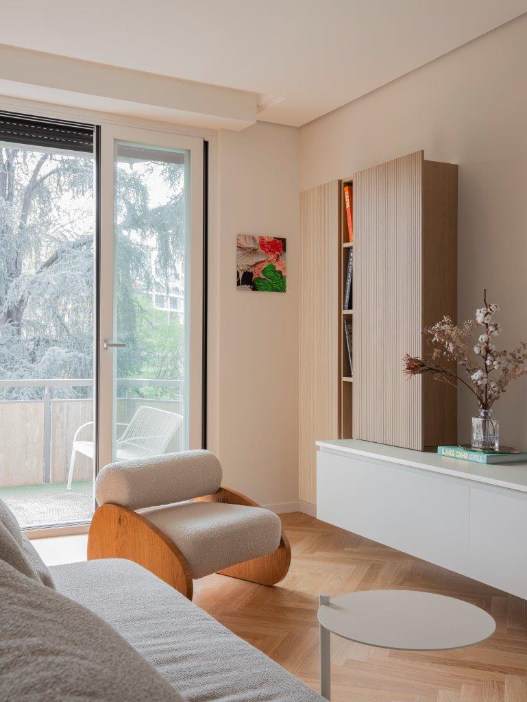 Milan apartment from Gabriela Casagrande living area