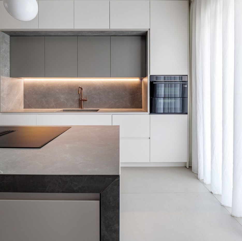 Pillow Bari Apartment Design Kitchen