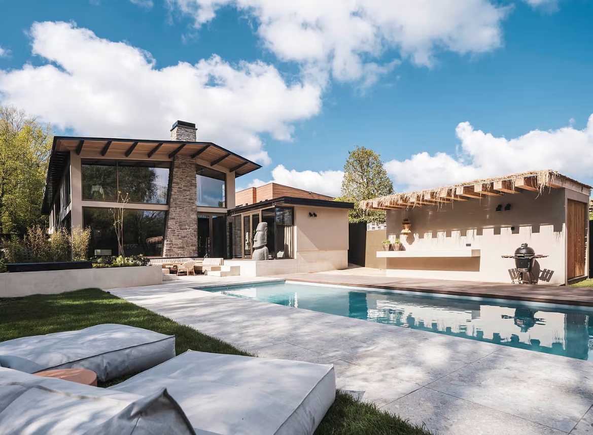 Villa in the Park by Jeroen de Nijs Pool Area