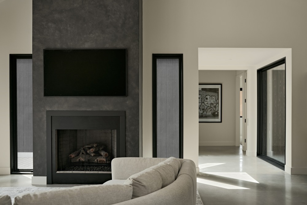Baw Beese Disbrow Iannuzzi fireplace